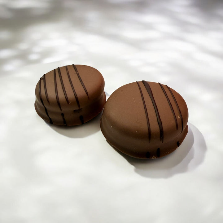 Oreo-Style Milk-Chocolate Cookies GF